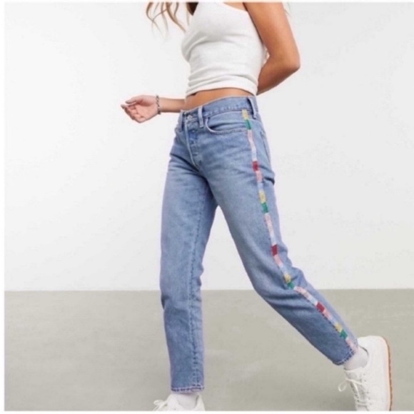 Ralph Lauren Denim - Polo Ralph Lauren Avery Boyfriend Light Blue Jeans with Colorful Stripes Seam